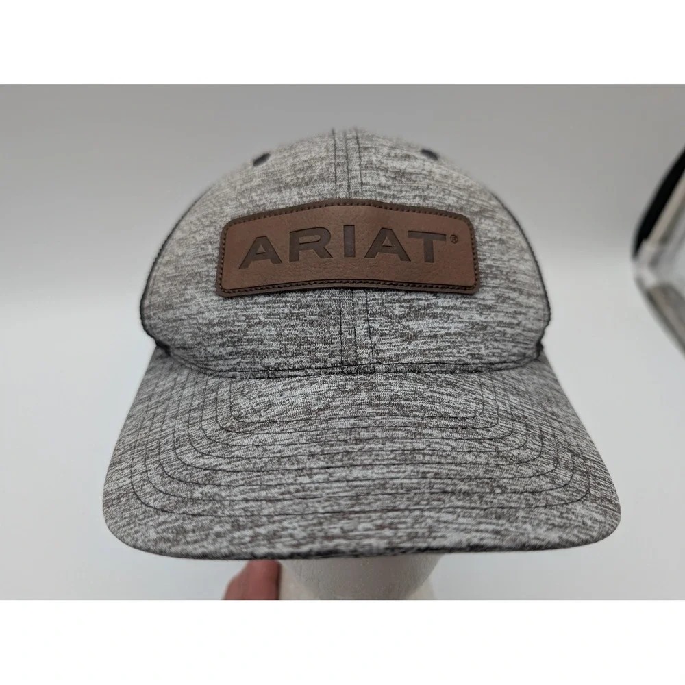 Ariat Mens Gray Heather Black Mesh Flexfit Trucker Hat S-M Logo Patch Cap